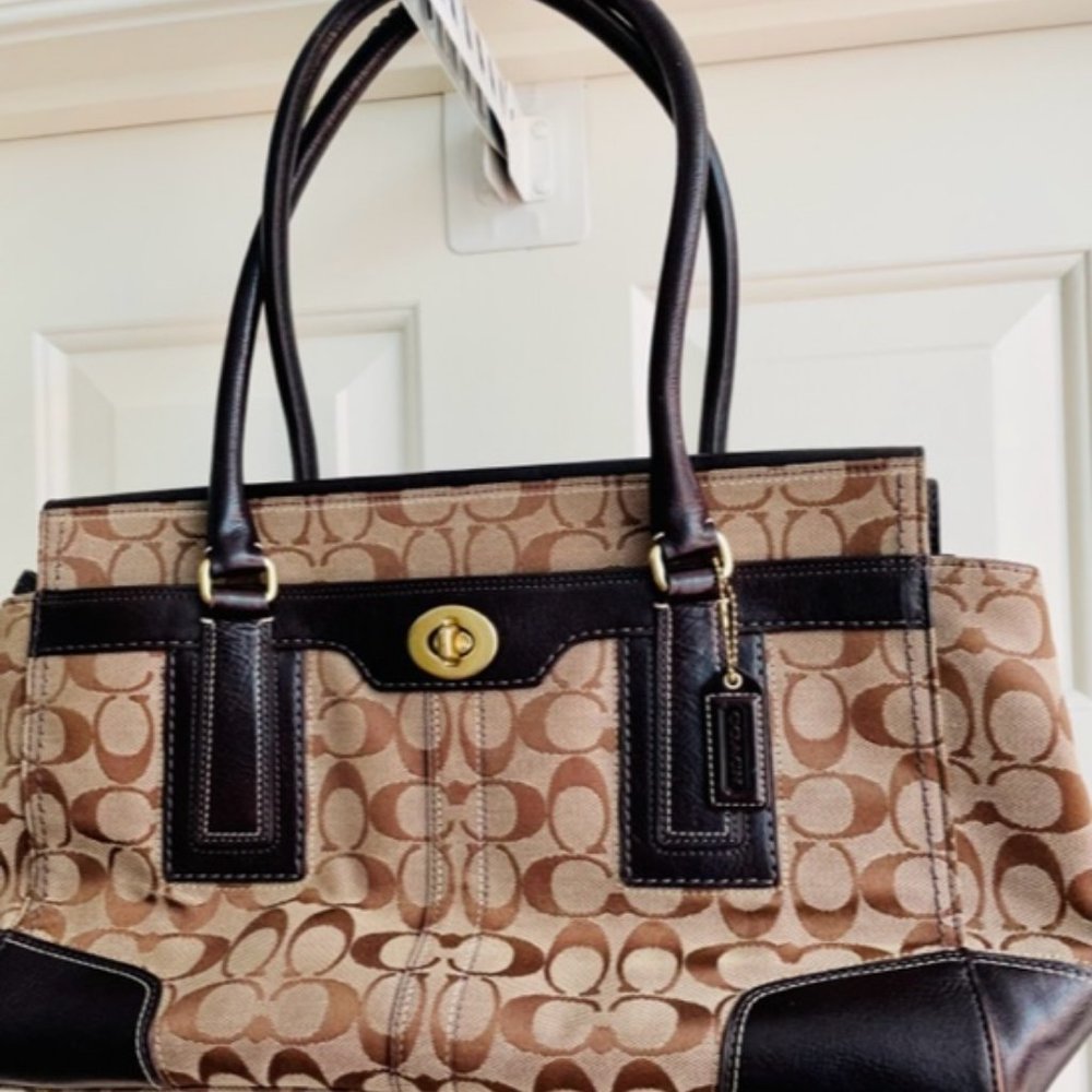 Vintage Hampton Signature Coach Bag